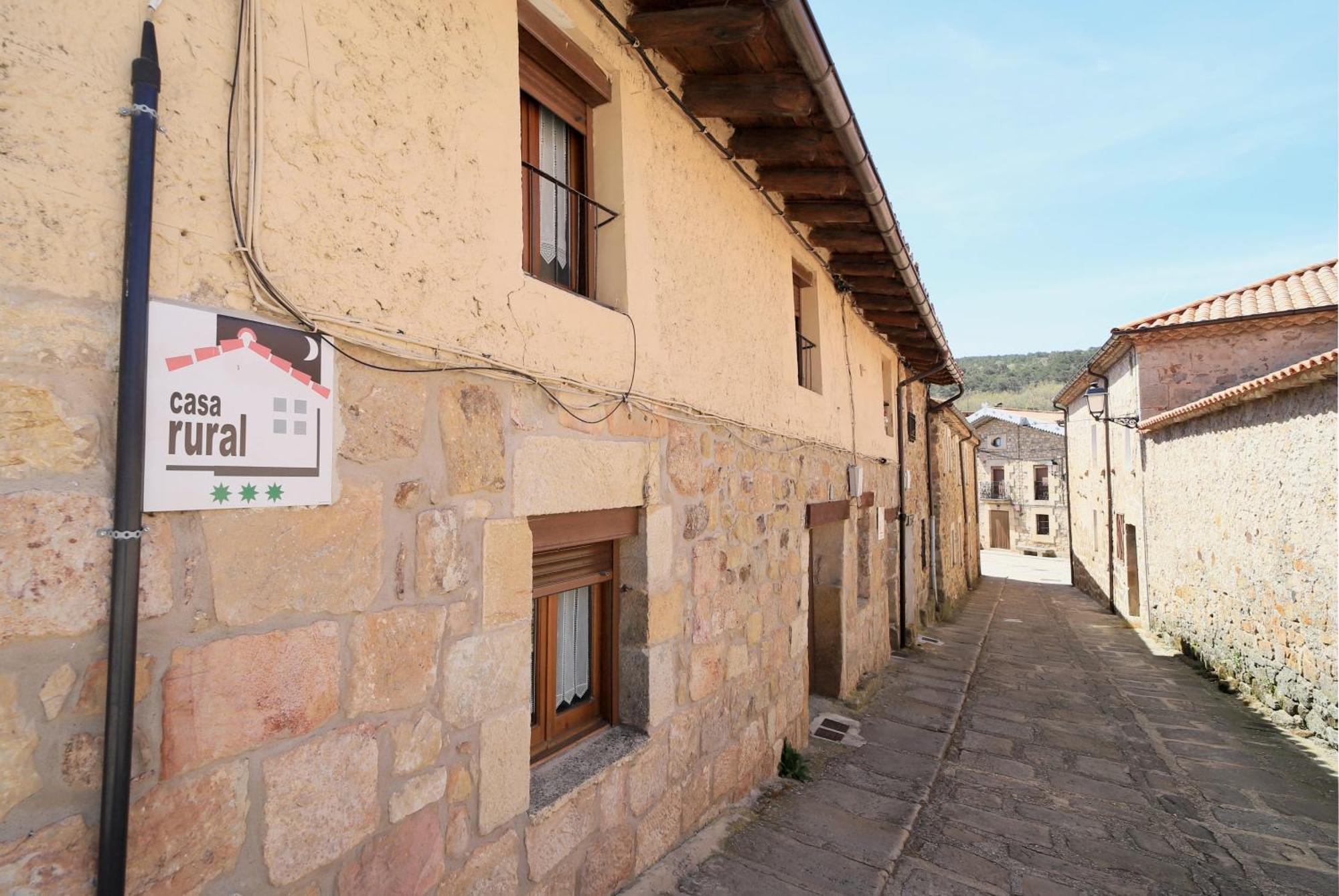 Piedra Andadera II Guest House Salduero Exterior photo